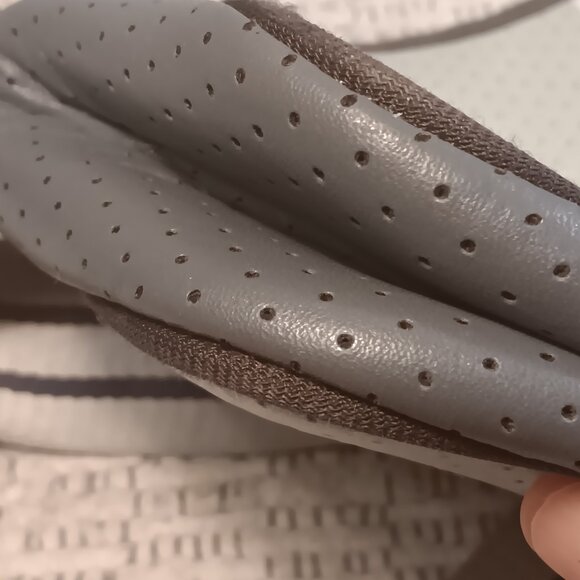 HAUTE SHORE women's 'Blair' Crossbody color block adjustable guitar strap purse - Picture 7 of 15